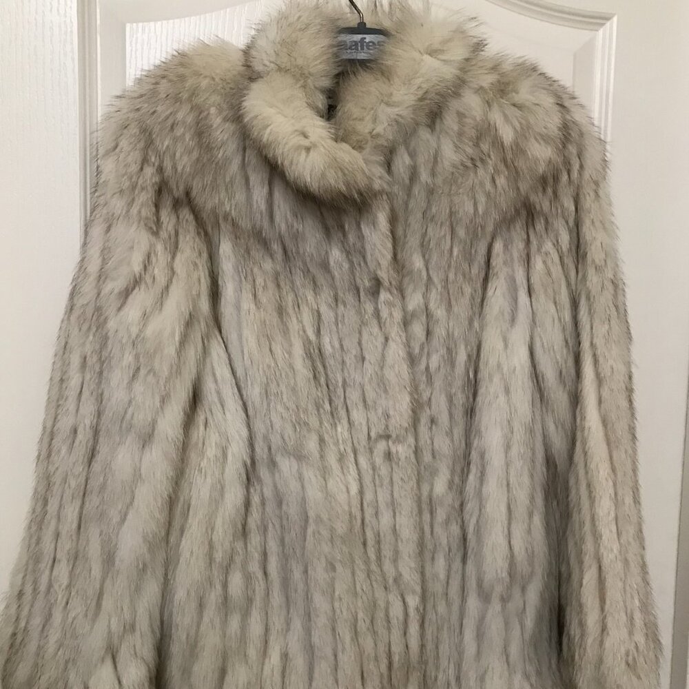 Vintage German Fur Coat Blue Fox hip-length jacket size small